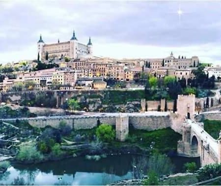 Cornisa Tourists Home Toledo Exterior photo
